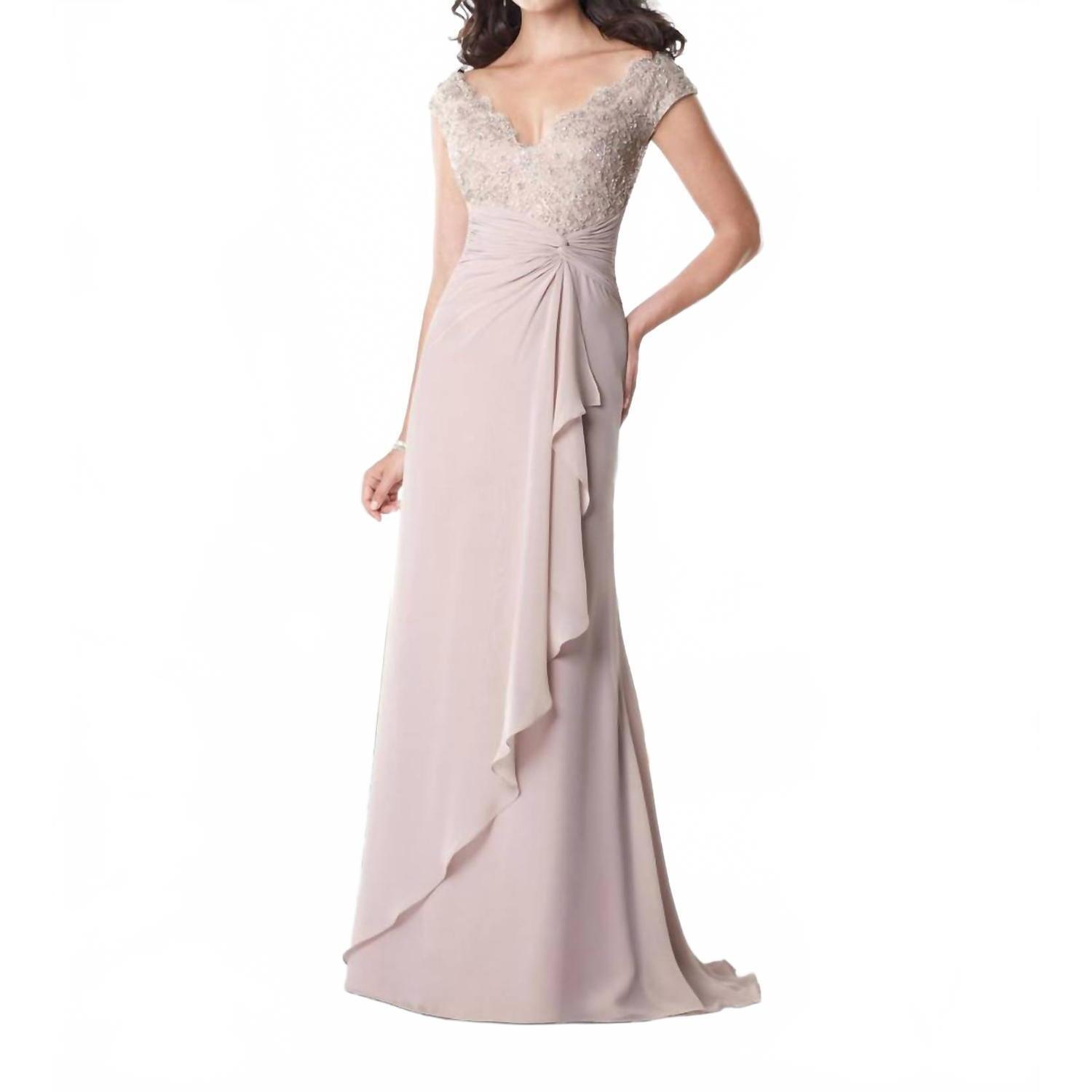 New Mon Cheri Lace Cap Sleeve Ruched Empire Gown In Oyster